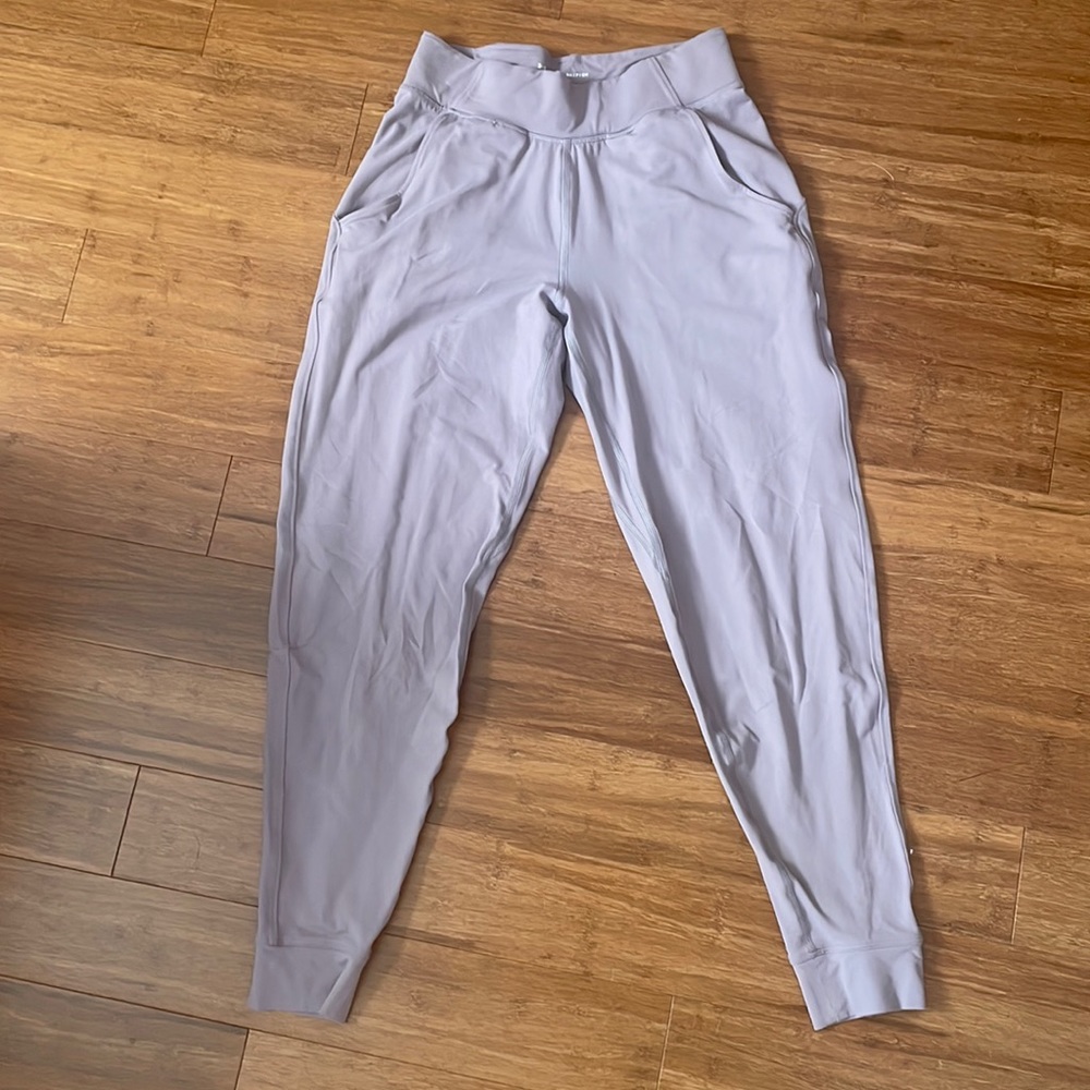 gently worn Under Armour lilac joggers - Picture 1 of 6